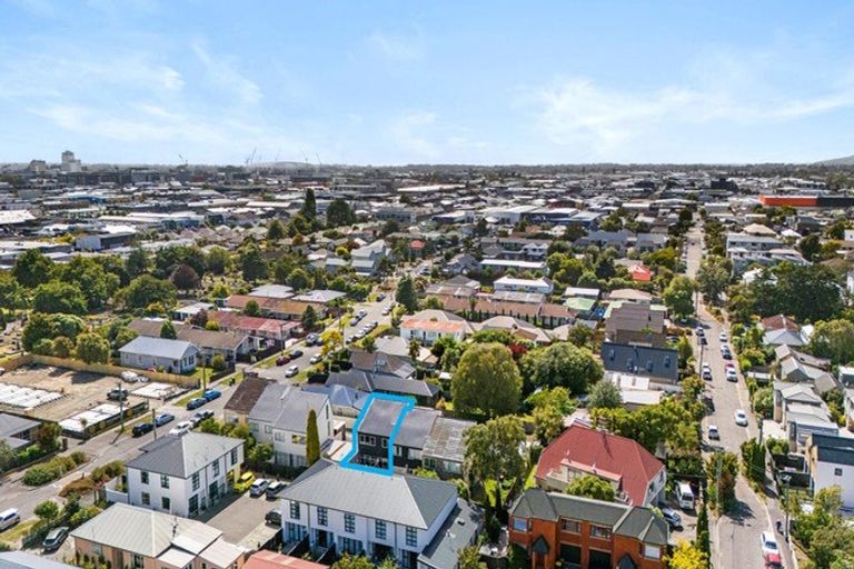 Photo of property in 20a Fairfield Avenue, Addington, Christchurch, 8024