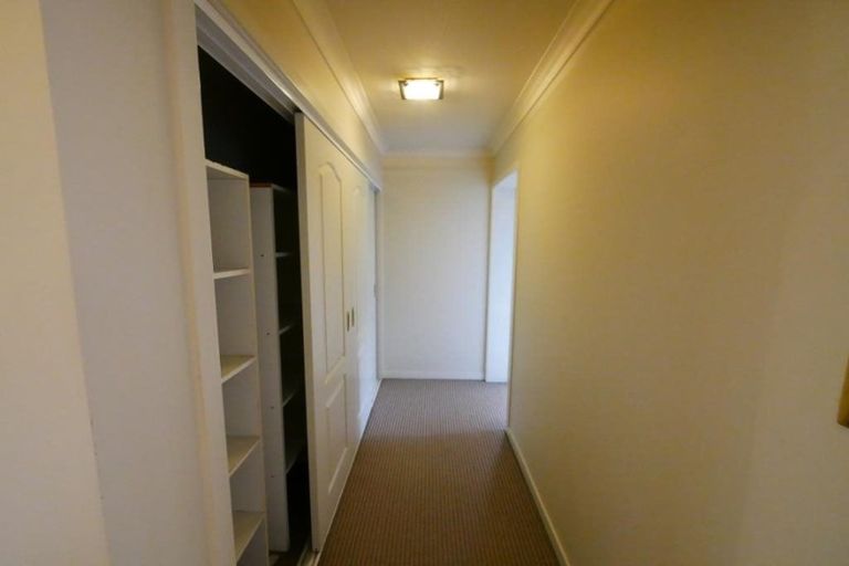 Photo of property in 28 Phoenicia Court, The Gardens, Auckland, 2105