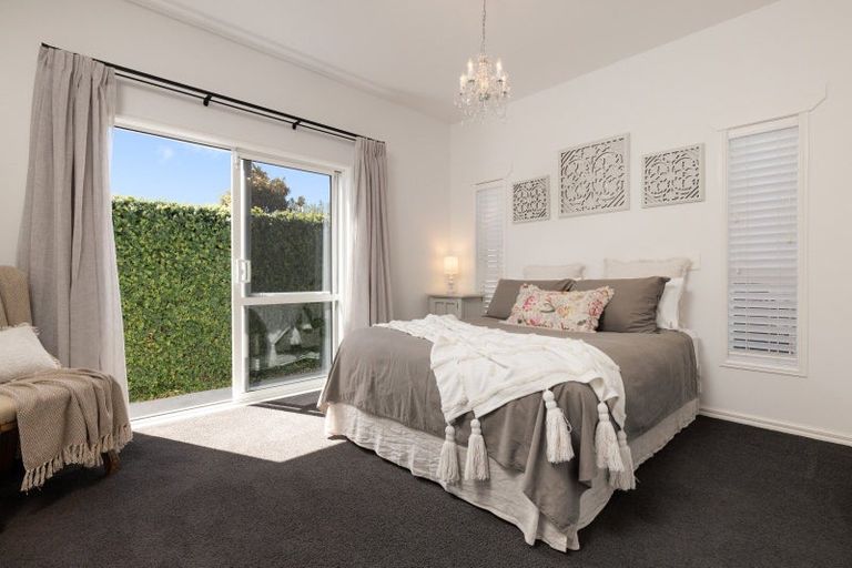 Photo of property in 18 Montia Close, Papamoa Beach, Papamoa, 3118