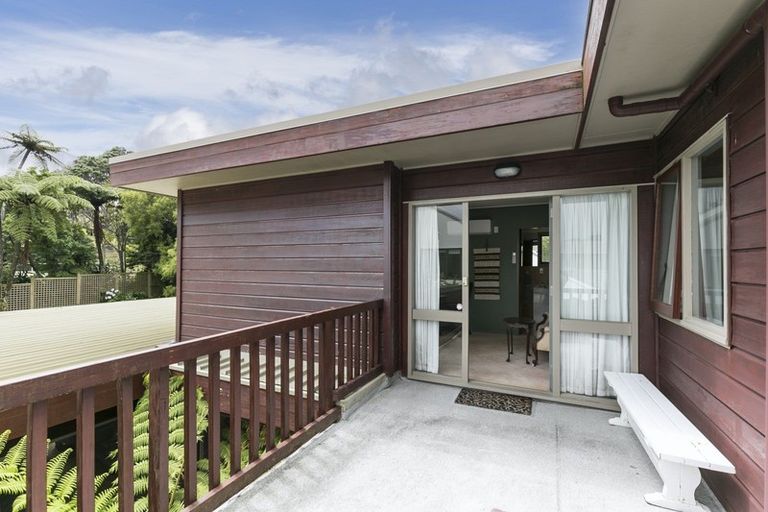 Photo of property in 146a Karori Road, Karori, Wellington, 6012