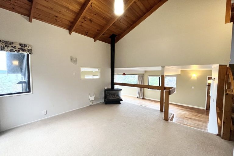 Photo of property in 43 Rosecamp Road, Beach Haven, Auckland, 0626