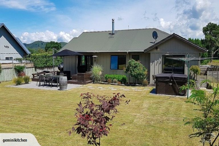 Photo of property in 120 Kinloch Road, Kinloch, Taupo, 3377