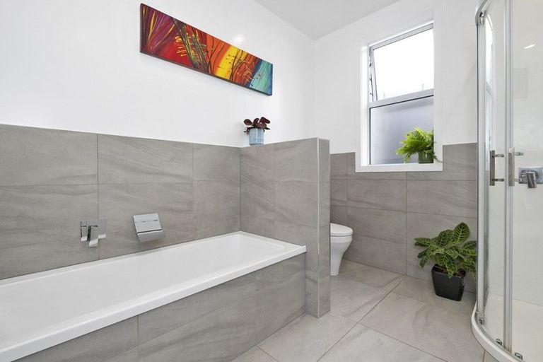 Photo of property in 27 Cranley Street, Musselburgh, Dunedin, 9013