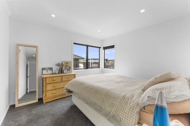 Photo of property in 57 Seagrass Place, Otaki Beach, Otaki, 5512