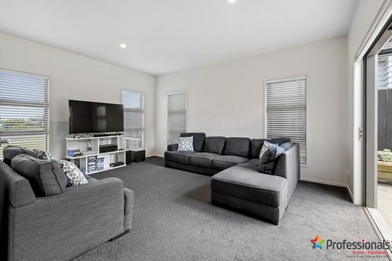 Photo of property in 38 Westmuir Crescent, Pokeno, 2402