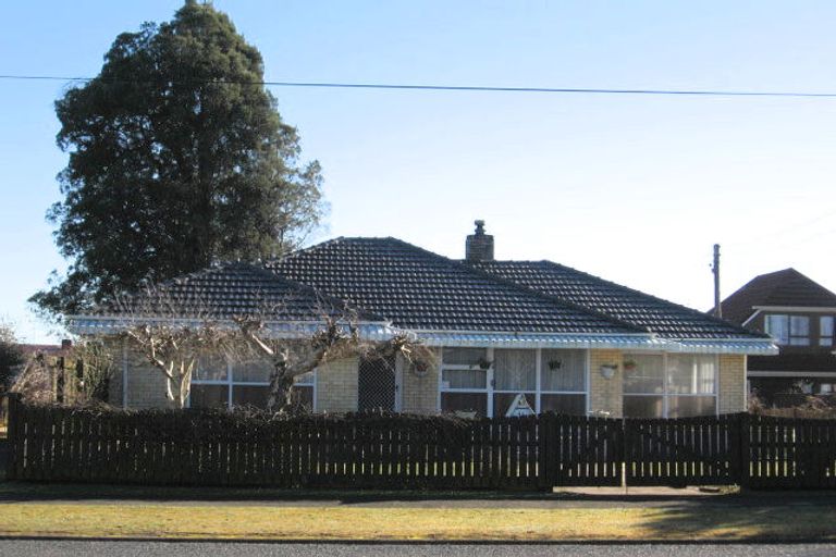 Photo of property in 2/46 Willis Road, Papakura, 2110