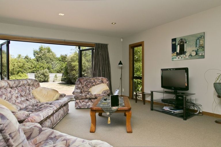 Photo of property in 28 Punawai Place, Nukuhau, Taupo, 3330