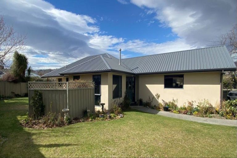 Photo of property in 9 Orchard Drive, Alexandra, 9320