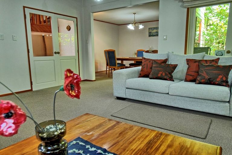 Photo of property in 28 Latitude Close, Whitby, Porirua, 5024