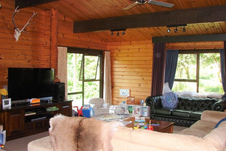 Photo of property in 2534 Otautau Tuatapere Road, Piko Piko, Tuatapere, 9691