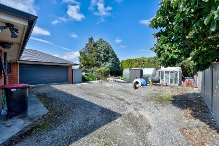 Photo of property in 66 Hunter Street, Edendale, 9825