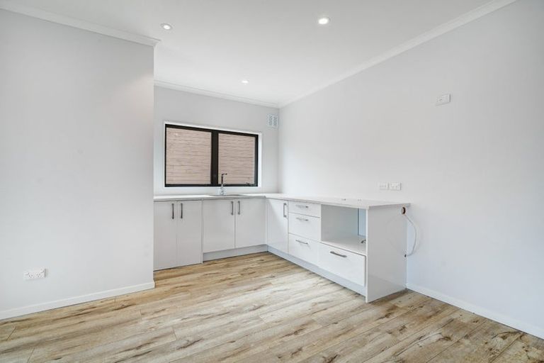 Photo of property in 31 Shibata Rise, Ranui, Auckland, 0612