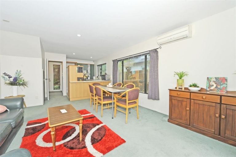 Photo of property in 1/2 Leamington Street, Addington, Christchurch, 8024