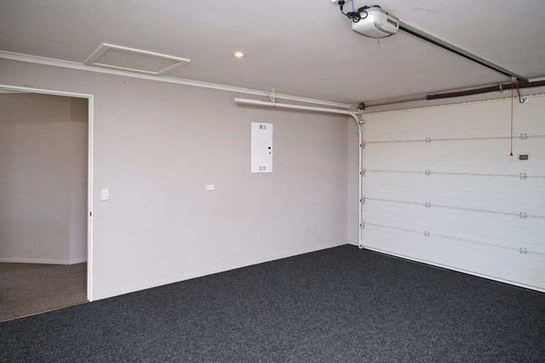 Photo of property in 19 Brockelbank Drive, Kaiapoi, 7630