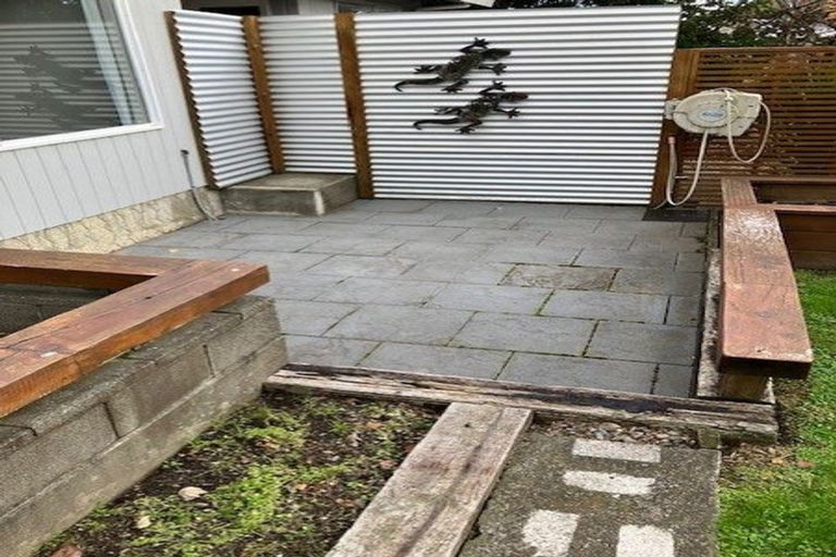 Photo of property in 3 Tiraumea Street, Palmerston North, 4410