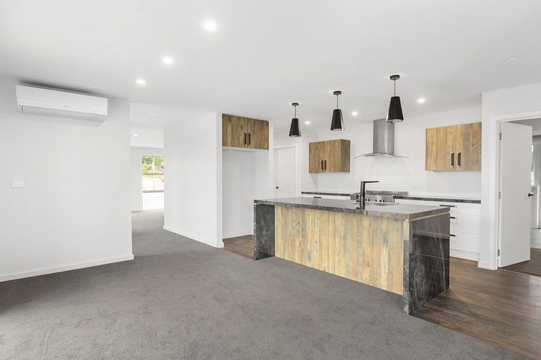 Photo of property in 2 Chatham Street, Waihola, Milton, 9073