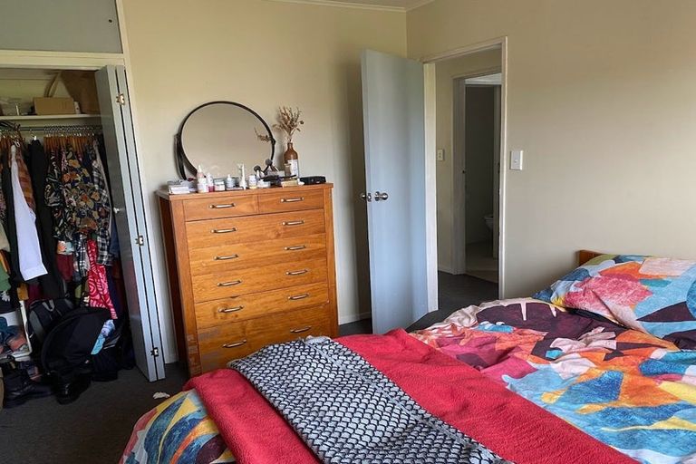 Photo of property in 9/11 Trafalgar Street, Johnsonville, Wellington, 6037