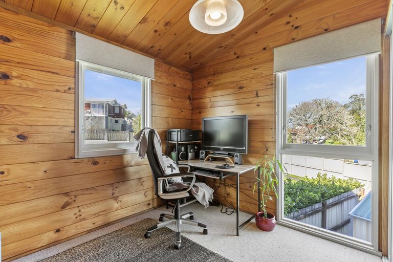 Photo of property in 73 O'halloran Road, Howick, Auckland, 2014