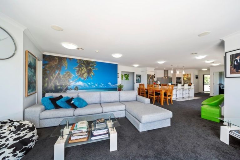 Photo of property in 321a Mangorei Road, Merrilands, New Plymouth, 4312