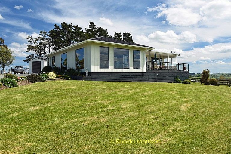 Photo of property in 246 Pahi Road, Pahi, Paparoa, 0571