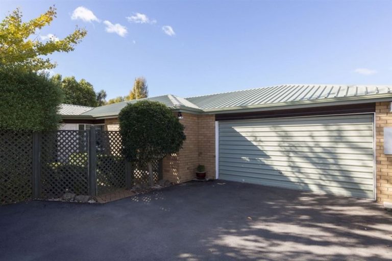 Photo of property in 1/8 Hare Street, Ilam, Christchurch, 8041