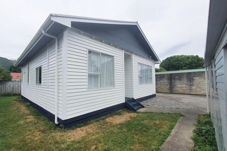 Photo of property in 18a Bush Street, Naenae, Lower Hutt, 5011