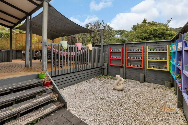 Photo of property in 98 Fourth Avenue, Woodhill, Whangarei, 0110