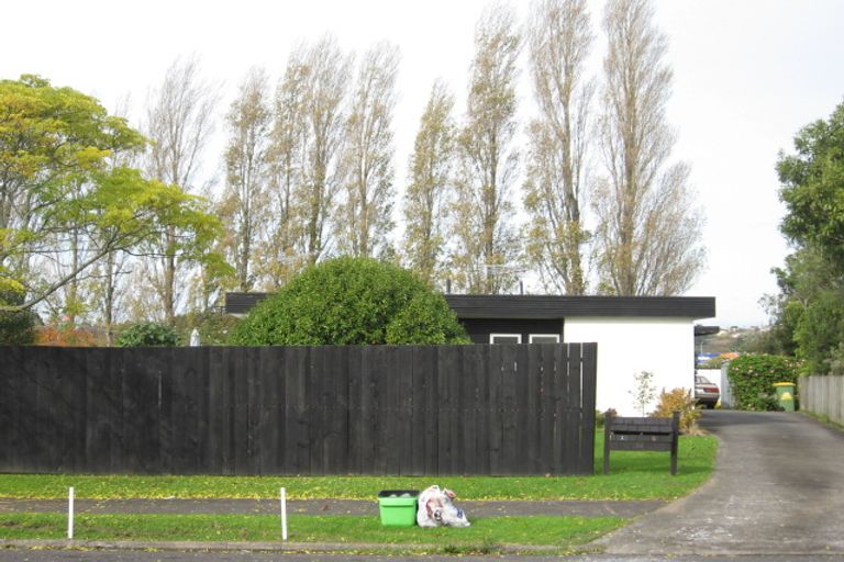 Photo of property in 2/22 Chesley Place, Half Moon Bay, Auckland, 2012