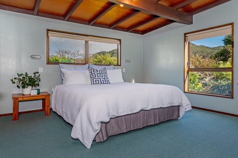 Photo of property in 10 Robyn Crescent, Hahei, Whitianga, 3591