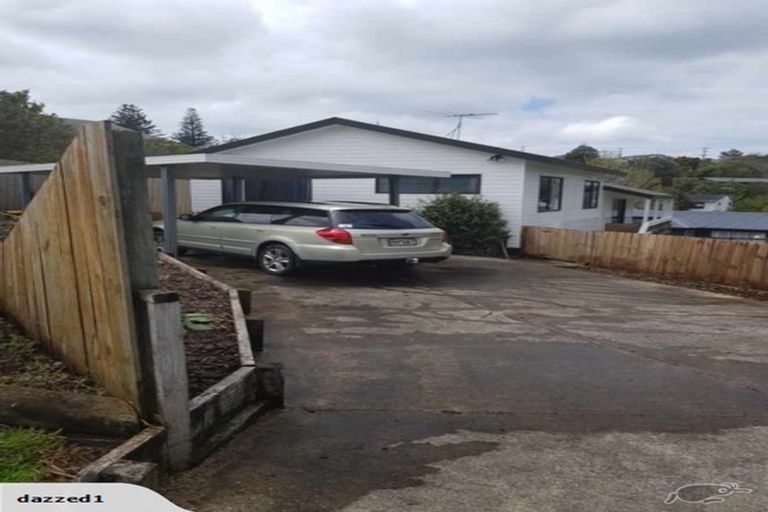 Photo of property in 12 Springtime Crescent, Stanmore Bay, Whangaparaoa, 0932