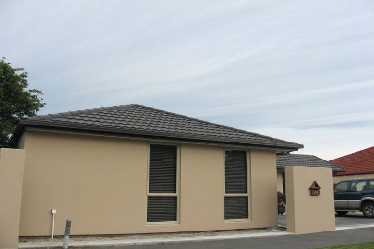 Photo of property in 64 Maxwell Road, Blenheim, 7201