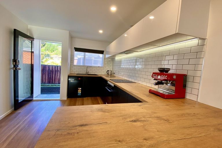 Photo of property in 1/10 Mangaroa Hill Road, Maoribank, Upper Hutt, 5018