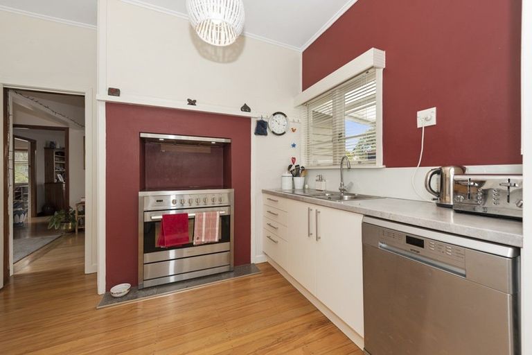 Photo of property in 192 Clarkin Road, Fairfield, Hamilton, 3214