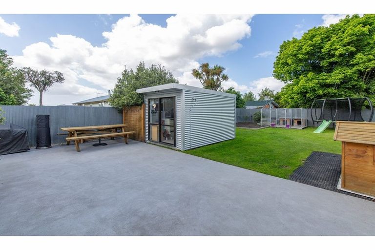 Photo of property in 2 Thorne Place, Rangiora, 7400