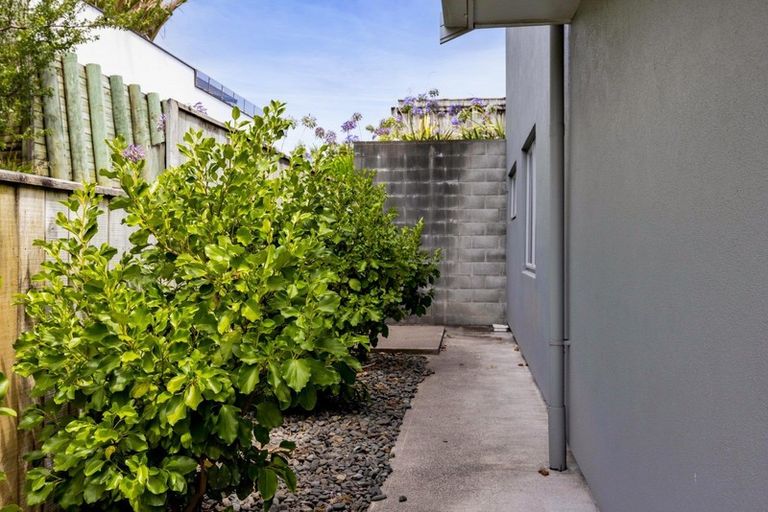 Photo of property in 188 Heta Road, Highlands Park, New Plymouth, 4312