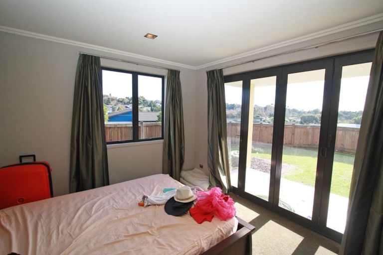 Photo of property in 204 Heta Road, Merrilands, New Plymouth, 4312