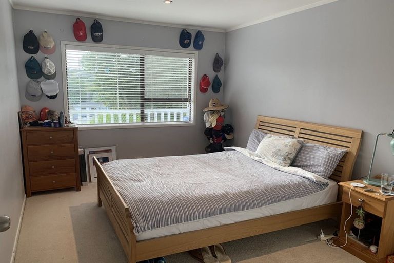 Photo of property in 1/73 Oaktree Avenue, Browns Bay, Auckland, 0630