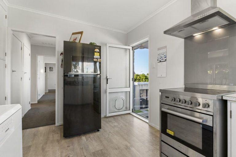 Photo of property in 1 Highfield Crescent, Brookfield, Tauranga, 3110