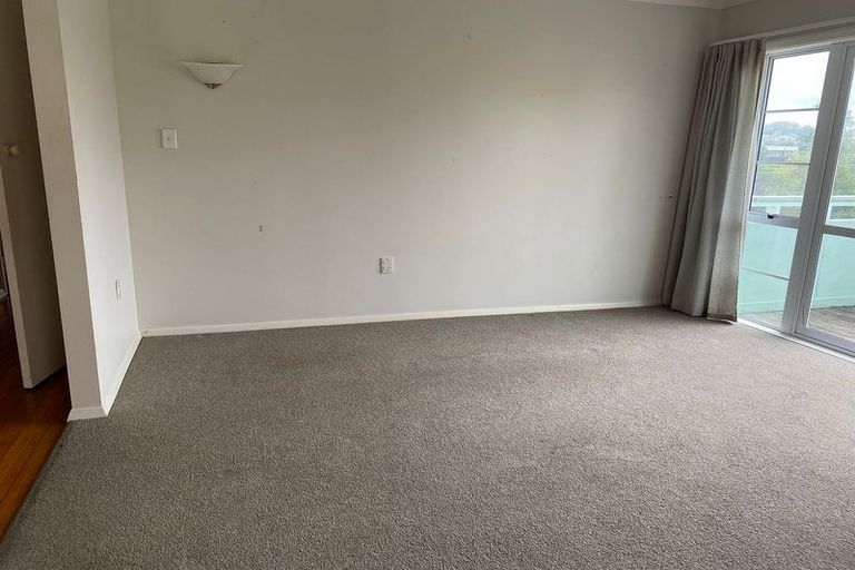 Photo of property in 33 Henderson Crescent, Parkvale, Tauranga, 3112