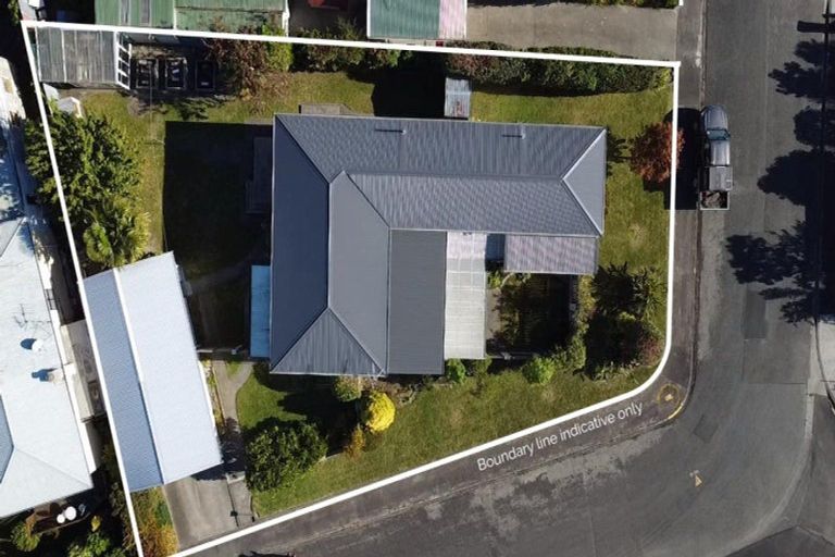 Photo of property in 10 Cassino Crescent, Onekawa, Napier, 4110