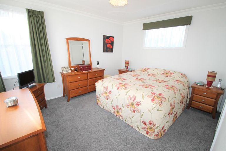 Photo of property in 3 Valiant Road, Waldronville, Dunedin, 9018