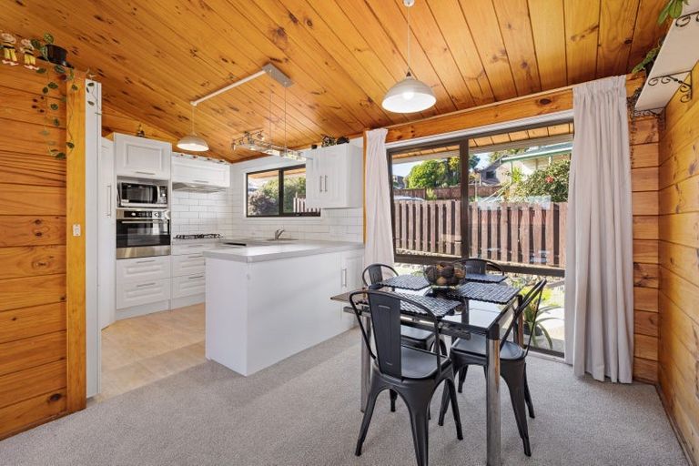 Photo of property in 62 Cumberland Crescent, Welcome Bay, Tauranga, 3112