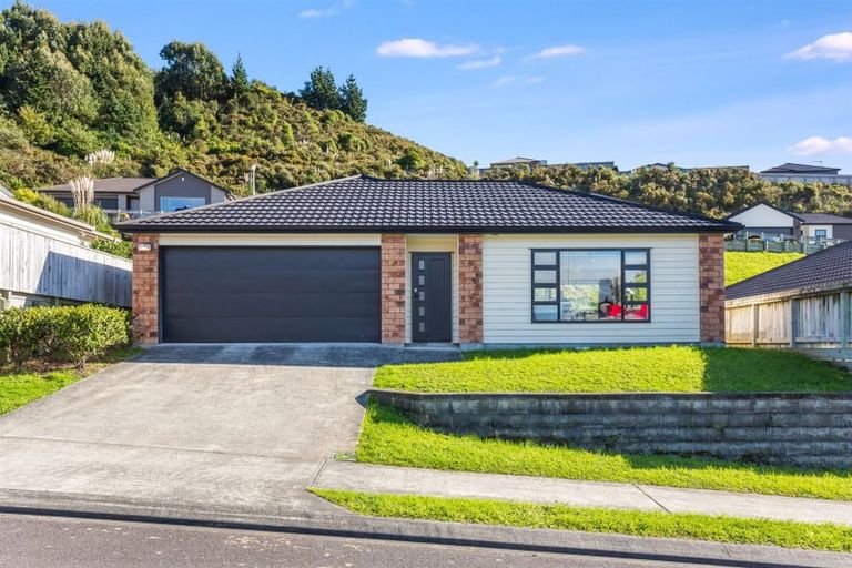 Photo of property in 74 Staithes Drive North, Whitby, Porirua, 5024