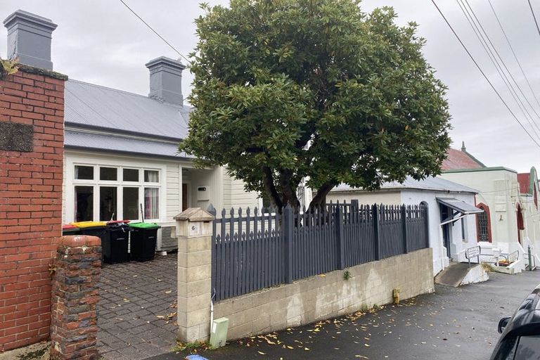 Photo of property in 68 Melville Street, Dunedin Central, Dunedin, 9016
