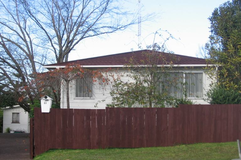 Photo of property in 61 Hartley Terrace, Massey, Auckland, 0614