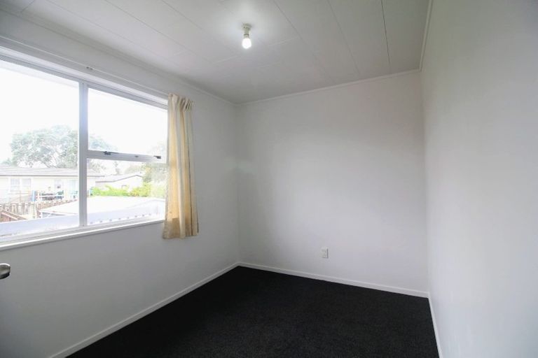 Photo of property in 17 Crampton Place, Manurewa, Auckland, 2102