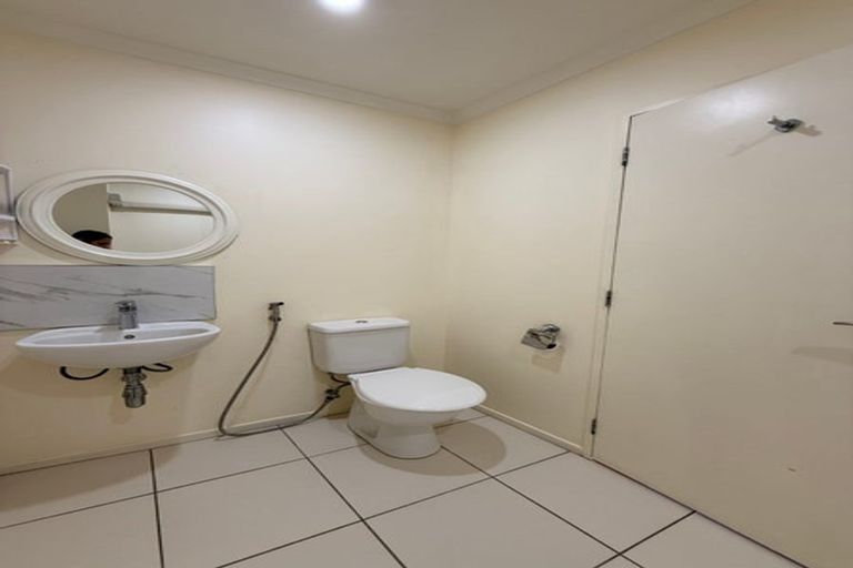Photo of property in 8 Reins Road, Takanini, 2112