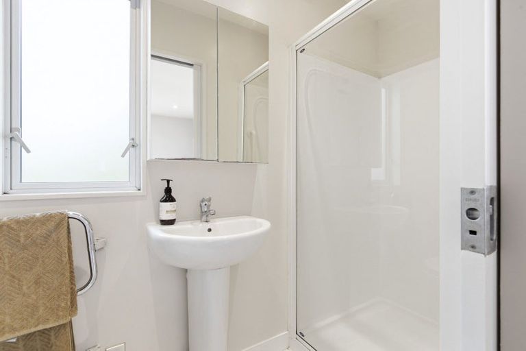 Photo of property in 15b Perth Street, Ngaio, Wellington, 6035