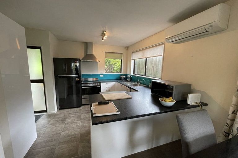 Photo of property in 8 Trinidad Crescent, Grenada Village, Wellington, 6037