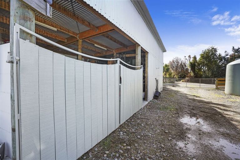 Photo of property in 27 Loburn Whiterock Road, Loburn, Rangiora, 7472